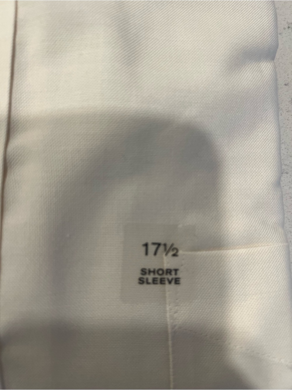 NWT Stafford Men's Short Sleeve Button-Down Oxford in Cream - Regular fit 17.5 - Picture 2 of 5